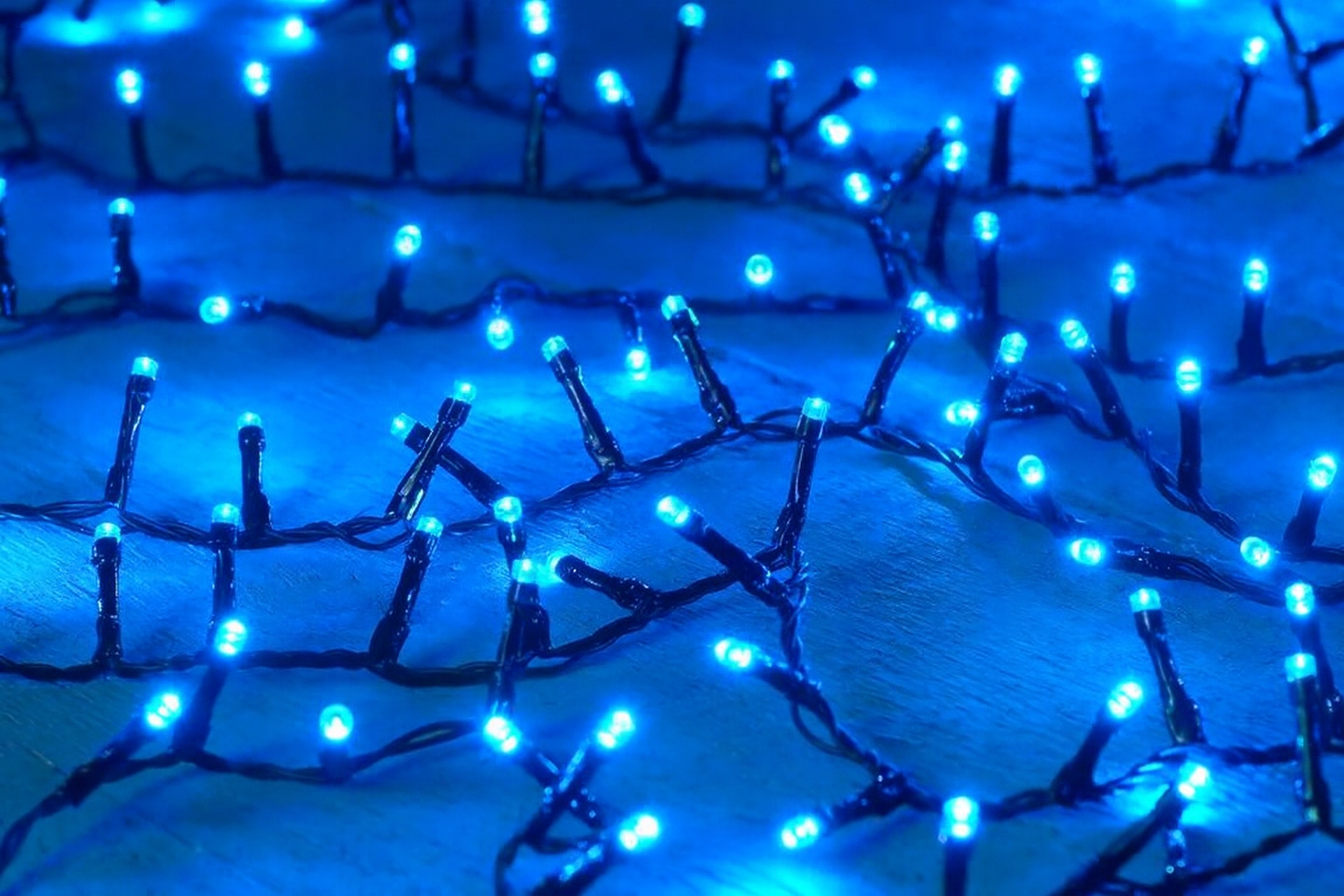 - 265f8fa2464fa5c3b561ba54b029jpg - strefamarki Lampki Choinkowe 200LED Światełka Świąteczne Girlanda Świetlna niebieski